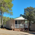Zecamping 3 Anime Avec Club Enfant Toboggans Restaurant Et Piscine Κάμπινγκ Fabrezan