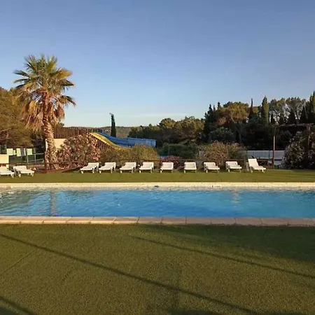 Zecamping 3 Anime Avec Club Enfant Toboggans Restaurant Et Piscine Fabrezan
