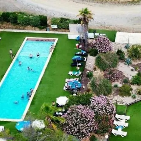 캠프장 Zecamping 3 Anime Avec Club Enfant Toboggans Restaurant Et Piscine Fabrezan