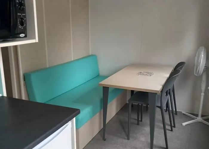 Zecamping 3 Anime Avec Club Enfant Toboggans Restaurant Et Piscine 3*